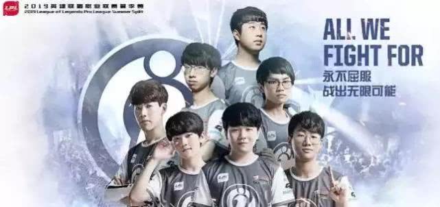 不少球迷都 不少球迷都